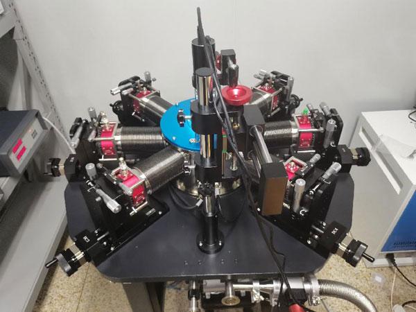 连续流低温探针台成功安装北京某高校